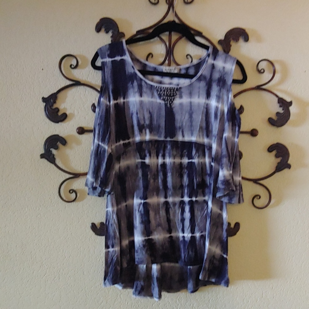 ONE WORLD Cold Shoulder Blouse